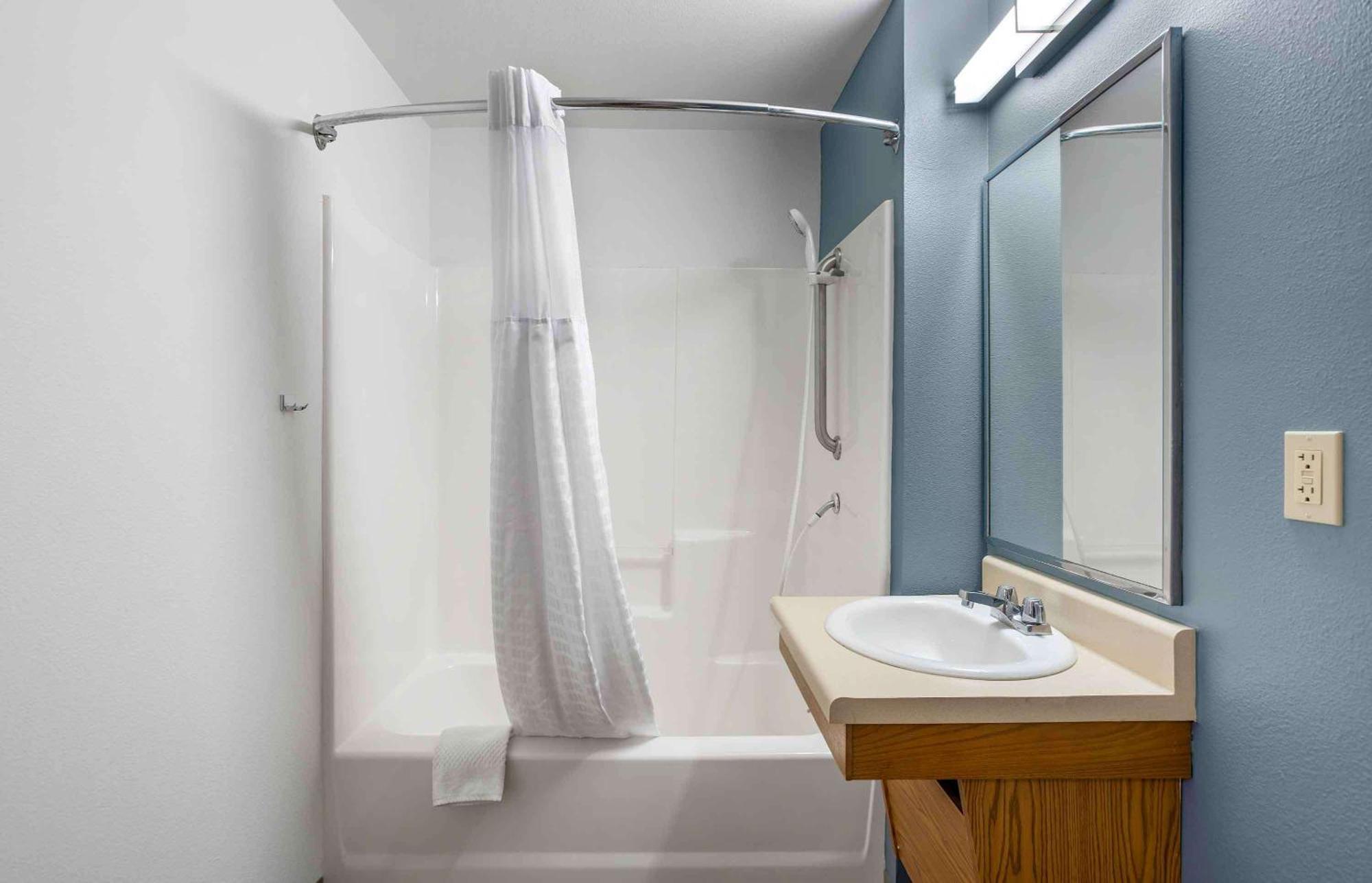 Extended Stay America Select Suites - Tallahassee - East מראה חיצוני תמונה