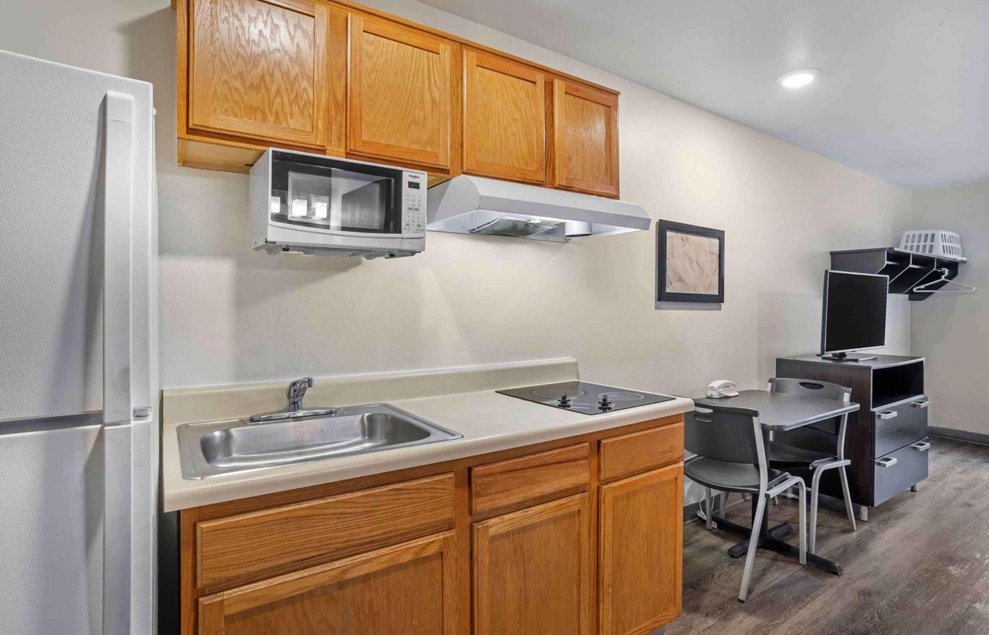 Extended Stay America Select Suites - Tallahassee - East מראה חיצוני תמונה
